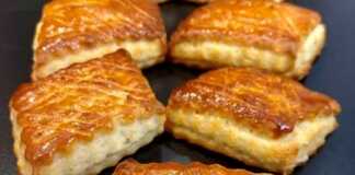 Μπισκότα με Ανθότυρο: Αφράτα, ζουμερά και μαλακά μπισκότα που μένουν φρέσκα για μέρες! Αφράτα μπισκότα με ανθότυρο σε ταψί, φρεσκοψημένα με χρυσή κρούστα."