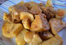 Χοιρινό με μουστάρδα και μέλι σε κατσαρόλα, με πατάτες και καρότα σε πλούσια σάλτσα