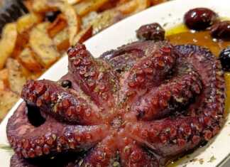 Χταπόδι Ξιδάτο με Πατάτες Φούρνου: Η πιο μερακλίδικη και παραδοσιακή συνταγή! χταπόδι ξιδάτο, πατάτες φούρνου, θαλασσινά, ούζο μεζές, παραδοσιακό