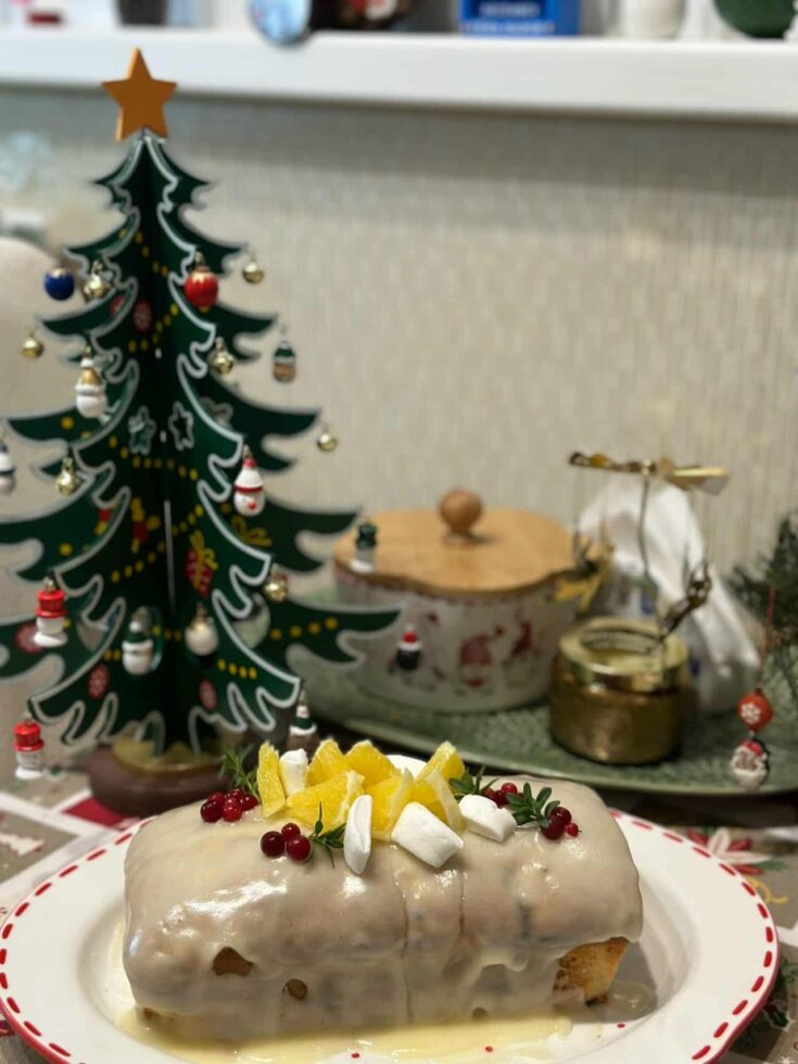 Αρωματικό, Ζουμερό Κέικ Cranberry με Γλάσο Πορτοκαλιού