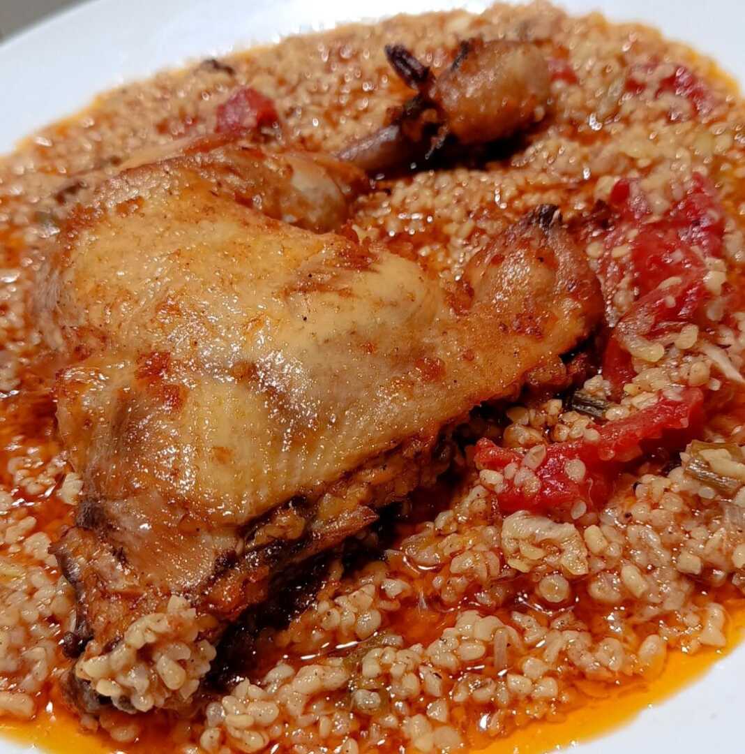 kotopoulo me pligouri Κοτόπουλο με Πλιγούρι, σερβιρισμένο με φέτα