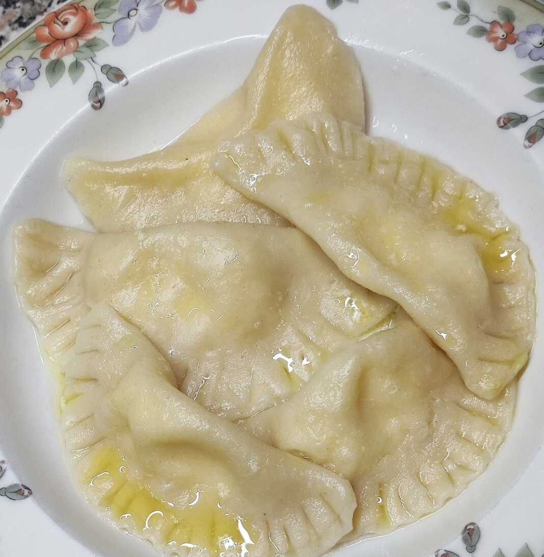 Ποντιακά Βαρενίκα σε πιάτο