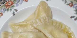 Ποντιακά Βαρενίκα σε πιάτο