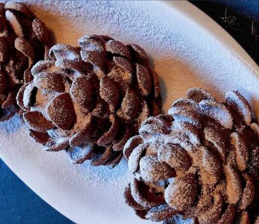 Κουκουνάρια Κέικ