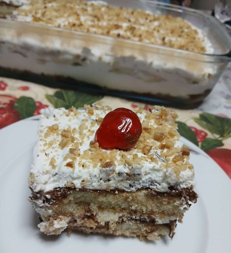 Πάστα Ταψιού με Μερέντα και Φουντούκια