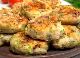 Μια πιατέλα με ροδοκοκκινισμένα κεφτεδάκια, γαρνιρισμένα με φρέσκο άνηθο και μια μπολ με δροσερό γιαούρτι δίπλα τους.