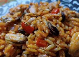 Μύδια Κριθαρώτο: Η Πιο Μελωμένη και Θαλασσινή Συνταγή για να Ξεφύγετε από το Πιλάφι!