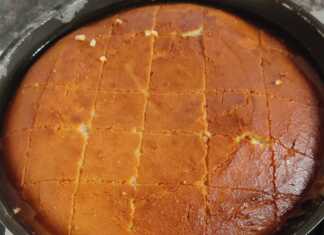 Ένα ταψί με χρυσαφένιο ραβανί Βέροιας κομμένο σε ρόμβους, καλά σιροπιασμένο και μοσχομυριστό.