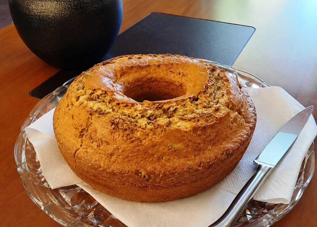 orange-cake1 Κέικ μυρμηγκοφωλιά με πορτοκάλι και σοκολάτα τρουφα