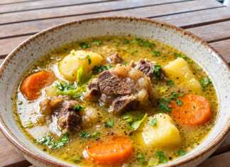 Γίδα Βραστή με Πατάτες, Καρότα και Λεμόνι Γίδα βραστή με πατάτες, καρότα και λαχανικά σε λεμονάτο ζωμό
