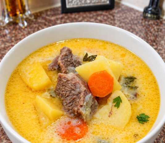 Μοσχάρι Βραστό με Λάχανο, Πατάτες και Αυγολέμονο Μοσχάρι βραστό με λάχανο πατάτες καρότα σέλινο και αυγολέμονο